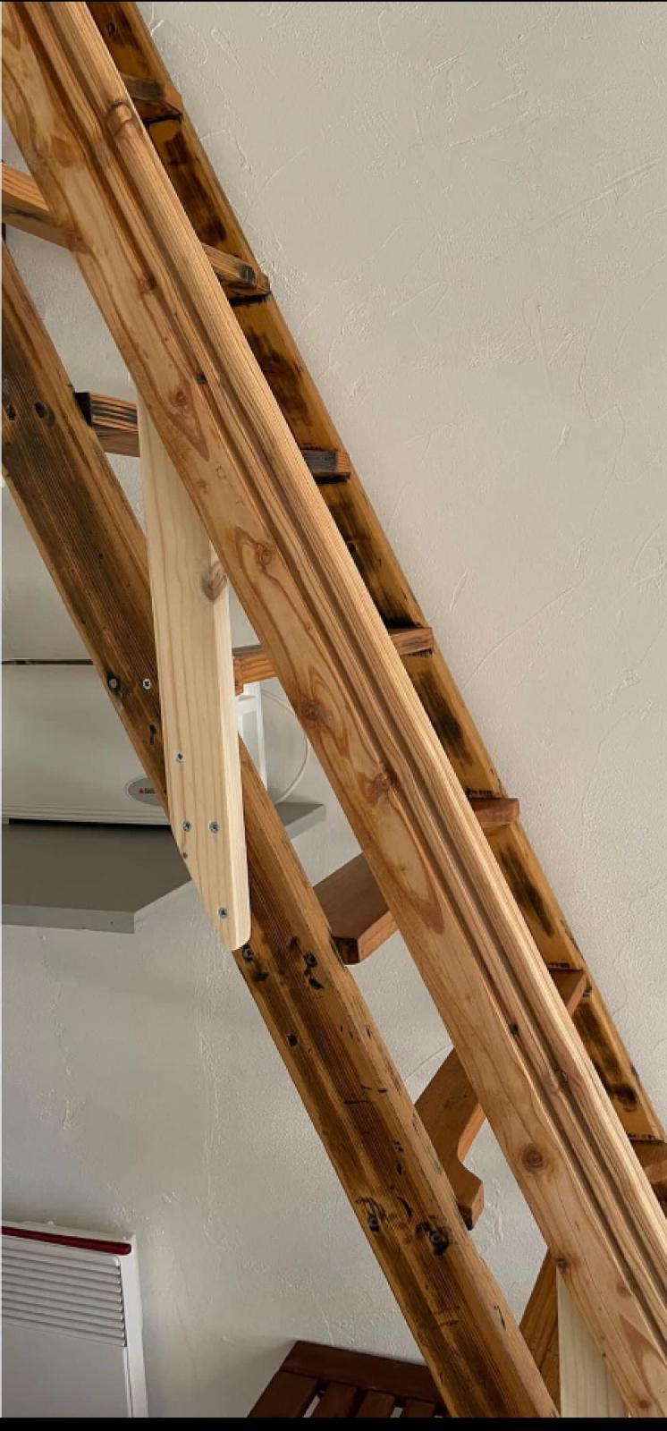 Echelle accès mezzanine