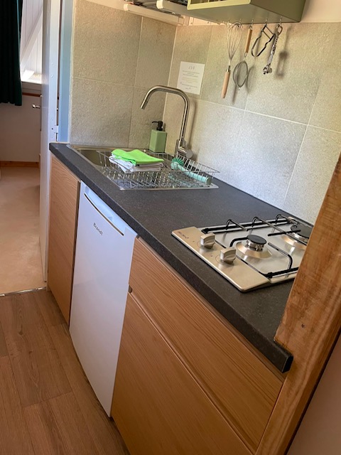 kitchenette 
